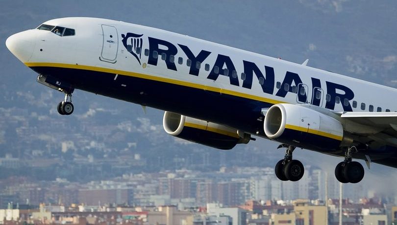 Ryanair launch 8 days of huge Black Friday flight deals Tenerife - with seats starting from just £9.99