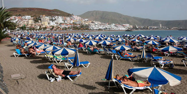 Tenerife billed 12 million euros a day thanks to tourism in 2016