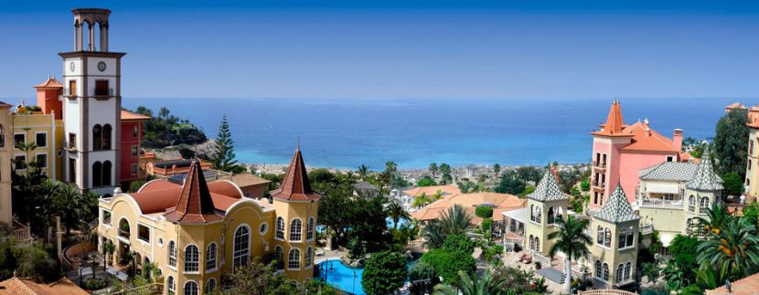 TUI recognizes the Bahia del Duque 5 star hotel Tenerife with two awards