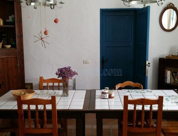 Beautiful rural house for sale in the heart of San Miguel, Tenerife