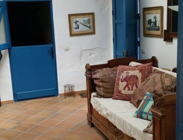 Beautiful rural house for sale in the heart of San Miguel, Tenerife