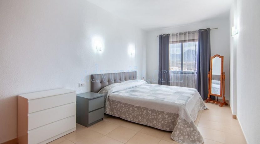 Apartment for sale in Playa Paraiso, 3 minutes walking to the sea in Tenerife south. Apartment near the Hard Rock Hotel Tenerife 5*.
