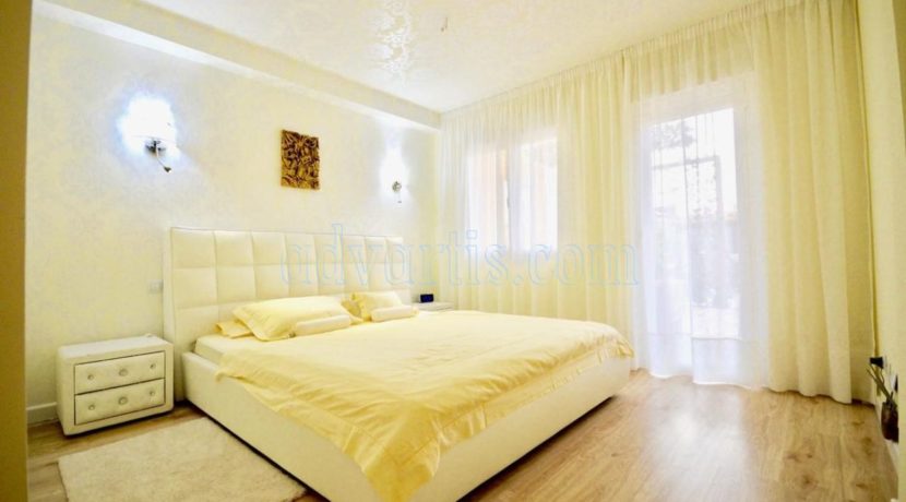 4-bedroom-apartment-for-sale-in-tenerife-los-cristianos-38650-0509-05