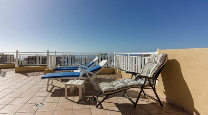 duplex-apartment-for-sale-in-playa-del-duque-costa-adeje-tenerife-spain-38679-0517-01