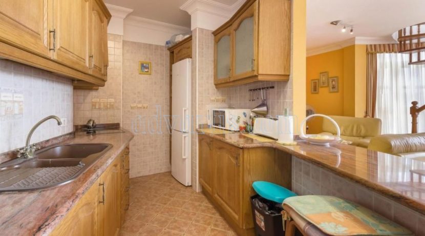 duplex-apartment-for-sale-in-playa-del-duque-costa-adeje-tenerife-spain-38679-0517-29