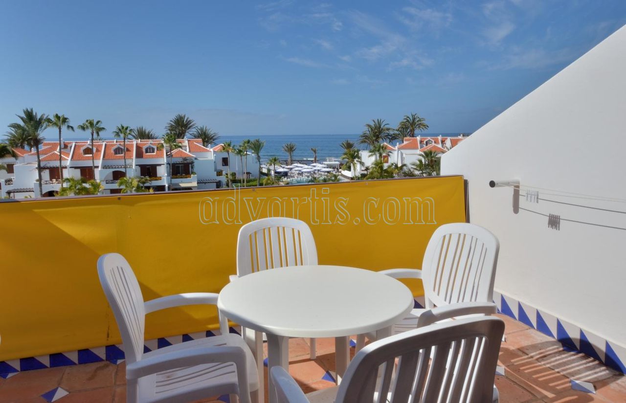 Oceanfront duplex for sale in Las Americas, Parque Santiago III, Tenerife €600.000