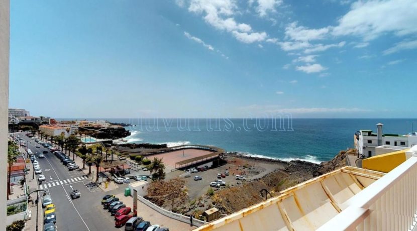 Oceanfront apartment for sale in Tenerife Puerto de Santiago