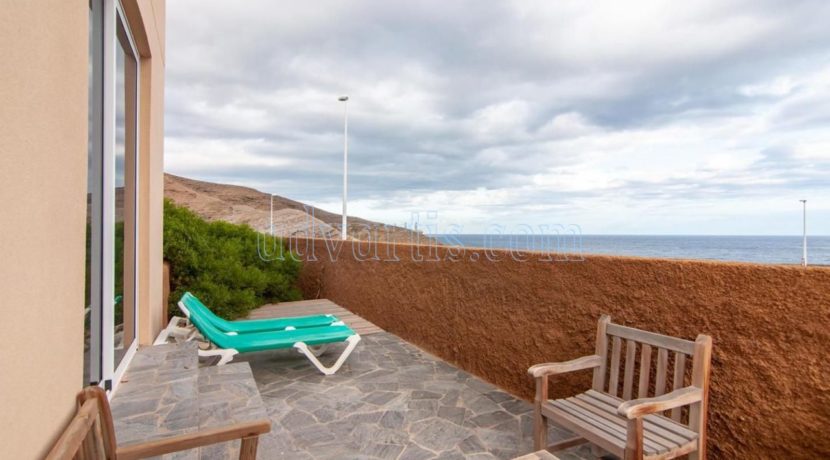 oceanfront-house-for-sale-in-el-medano-tenerife-spain-38612-0517-27