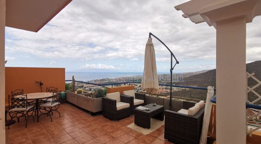 luxury-2-bedroom-apartment-for-sale-torviscas-costa-adeje-tenerife-canary-islands-spain-38660-1022-01