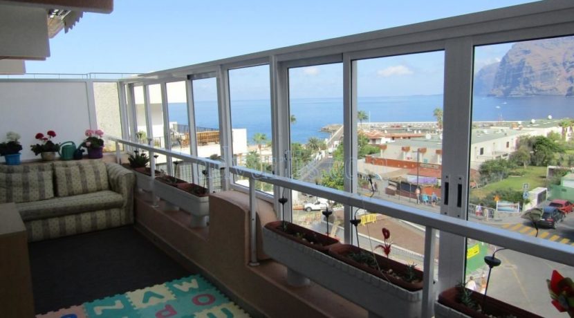 2-bedroom-apartment-for-sale-in-los-gigantes-tenerife-38683-1118-13