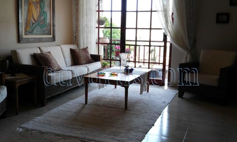 spacious-3-bedroom-apartment-for-sale-in-adeje-tenerife-38670-1114-13