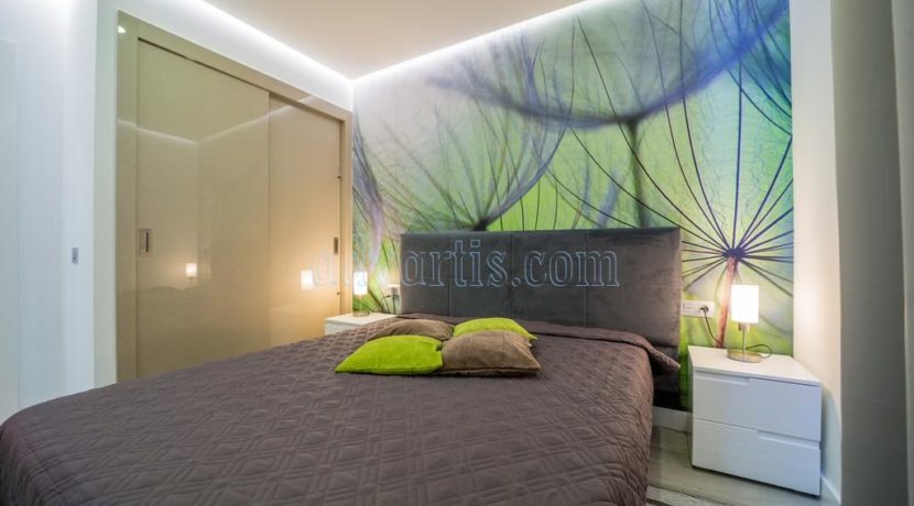 apartment-for-sale-in-tenerife-playa-paraiso-38678-1225-02