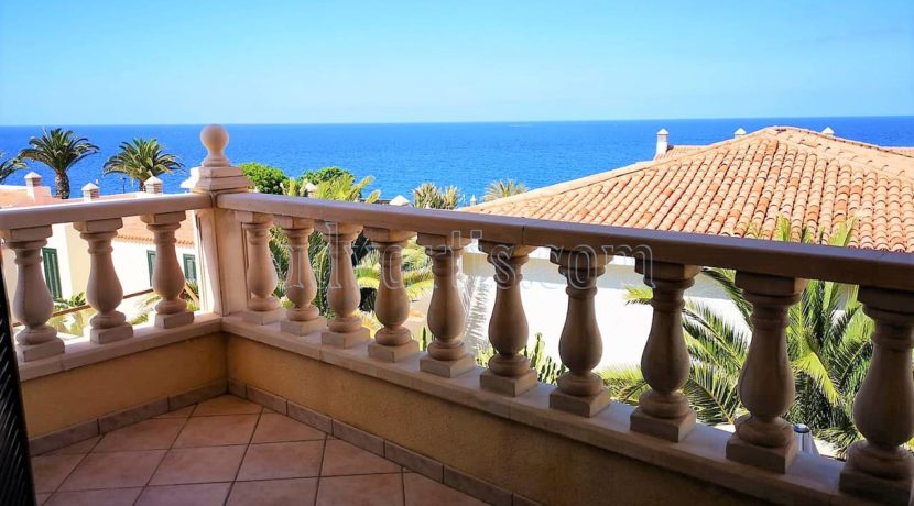 Townhouse for sale in Costa del Silencio, Tenerife