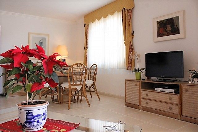 1-bedroom-apartment-for-sale-in-los-cristianos-tenerife-canary-islands-spain-38650-0130-11