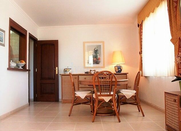 1-bedroom-apartment-for-sale-in-los-cristianos-tenerife-canary-islands-spain-38650-0130-13