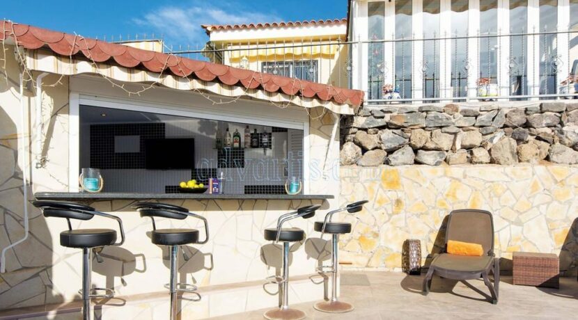 4-bedroom-villa-for-rent-in-callao-salvaje-tenerife-spain-38678-0708-06