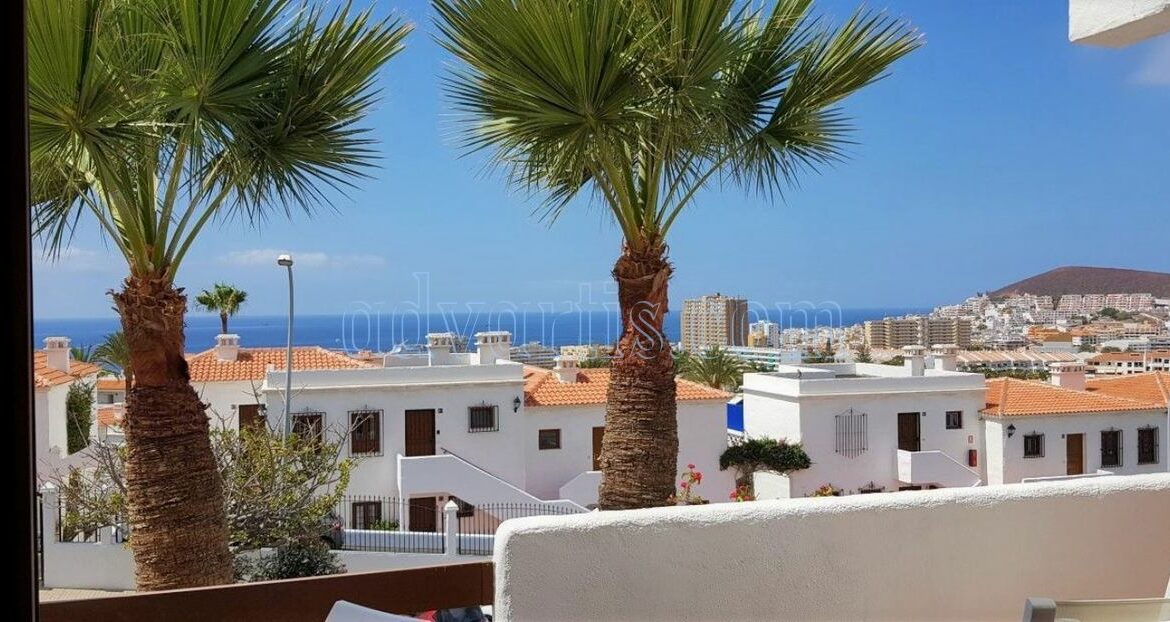 2-bedroom-penthouse-for-sale-in-los-cristianos-tenerife-38650-1212-04