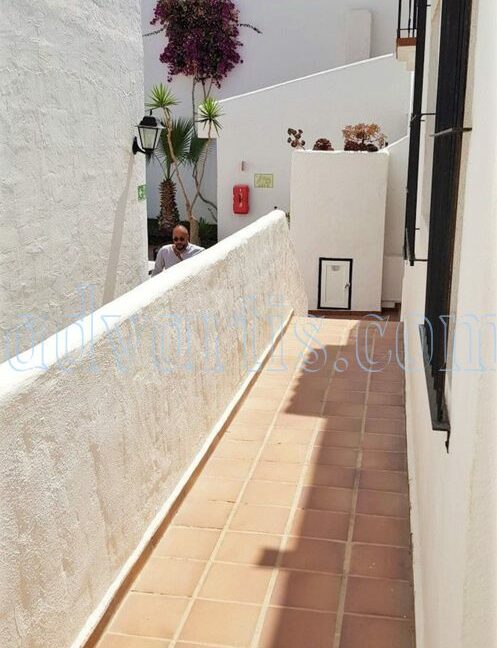 2-bedroom-penthouse-for-sale-in-los-cristianos-tenerife-38650-1212-11