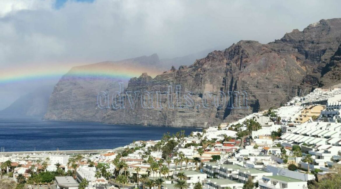 2-bedrooms-apartment-for-sale-in-los-gigantes-tenerife-spain-38683-0122-01