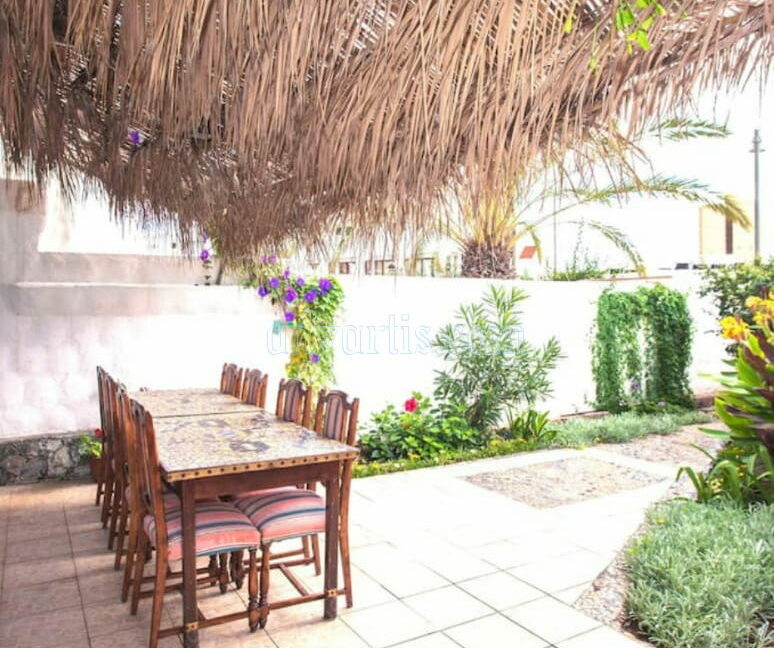 townhouse-for-sale-in-playa-de-las-americas-tenerife-spain-38660-0125-06