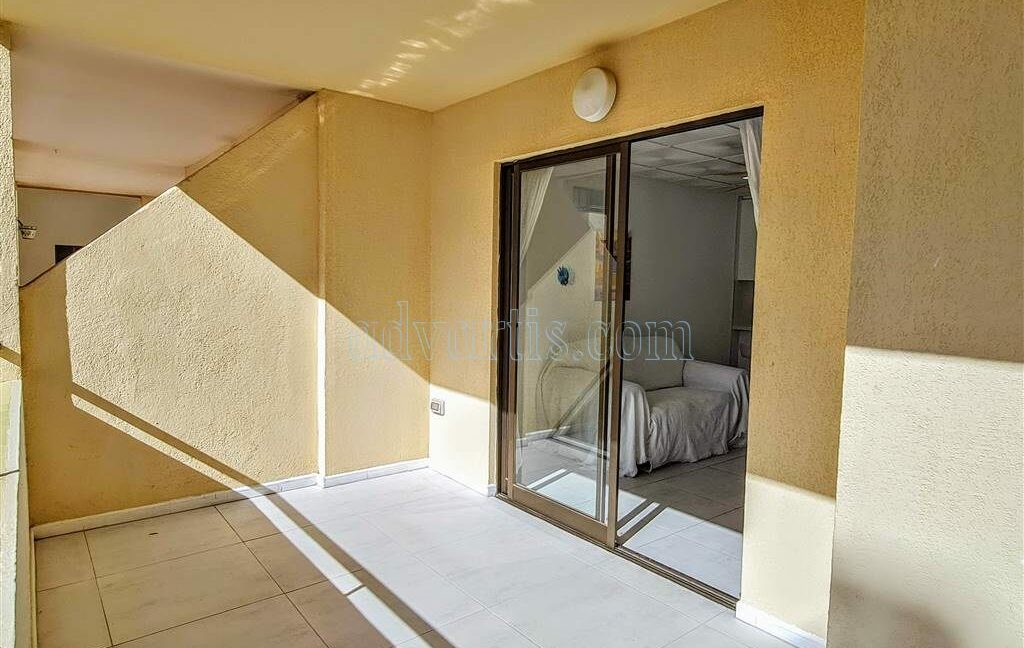 2-bedroom-apartment-for-sale-tenerife-los-cristianos-castle-harbour-complex-38650-0221-14