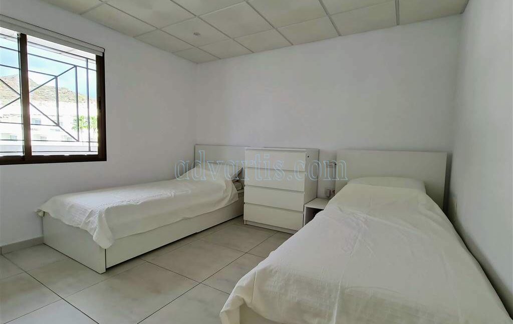 2-bedroom-apartment-for-sale-tenerife-los-cristianos-castle-harbour-complex-38650-0221-21