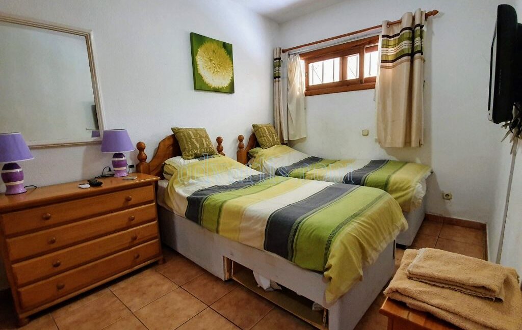 1-bedroom-apartment-for-sale-in-costa-adeje-tenerife-38660-0405-02