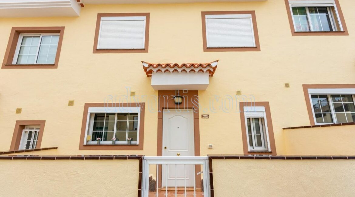 3-bedroom-townhouse-for-sale-la-finca-chayofa-tenerife-38652-1005-20