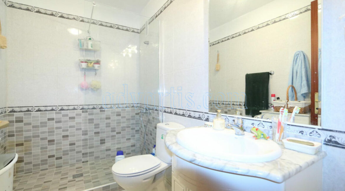 1-bedroom-apartment-for-sale-in-san-marino-complex-tenerife-38650-0126-04