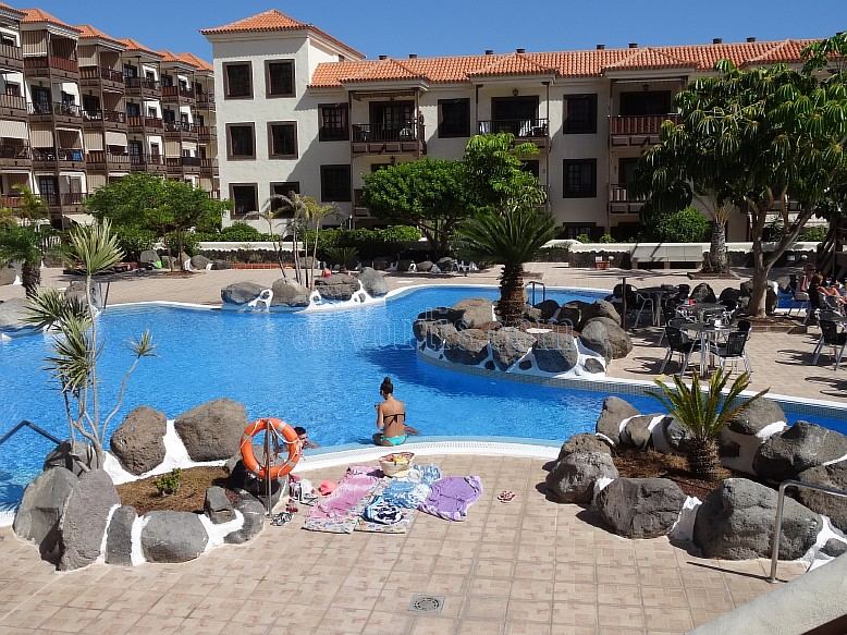 1 bedroom atico / penthouse with ocean view for sale in Balcon del Mar, Tenerife €145.000