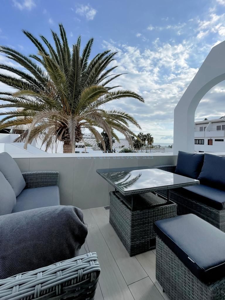 3 bedroom apartment for sale in Playa de Las Americas, Tenerife €420.000