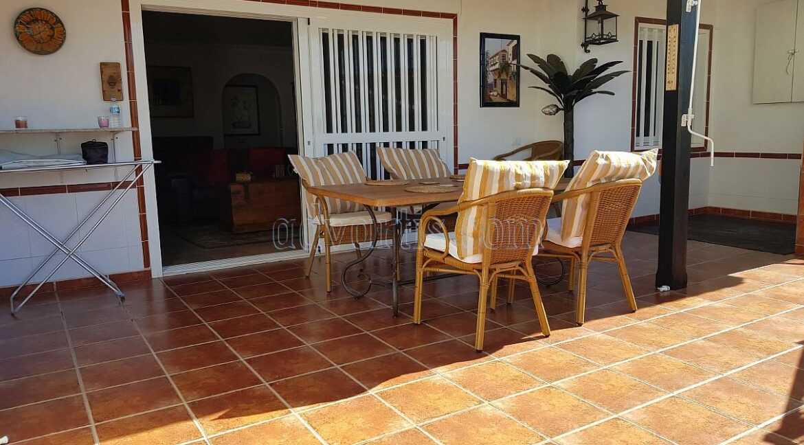 luxury-villa-for-sale-in-tenerife-costa-adeje-san-eugenio-bajo-38660-0202-26