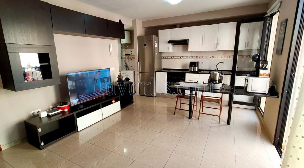 2-bedroom-apartment-for-sale-adeje-tenerife-38670-0902-02