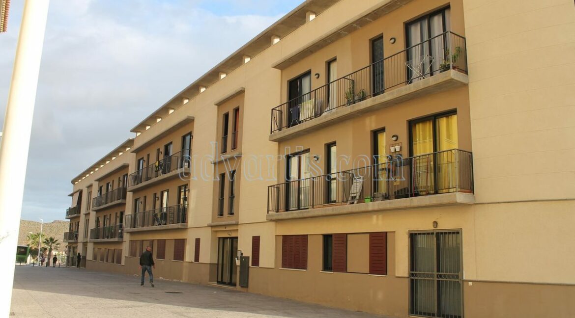 2-bedroom-apartment-for-sale-adeje-tenerife-38670-0902-11