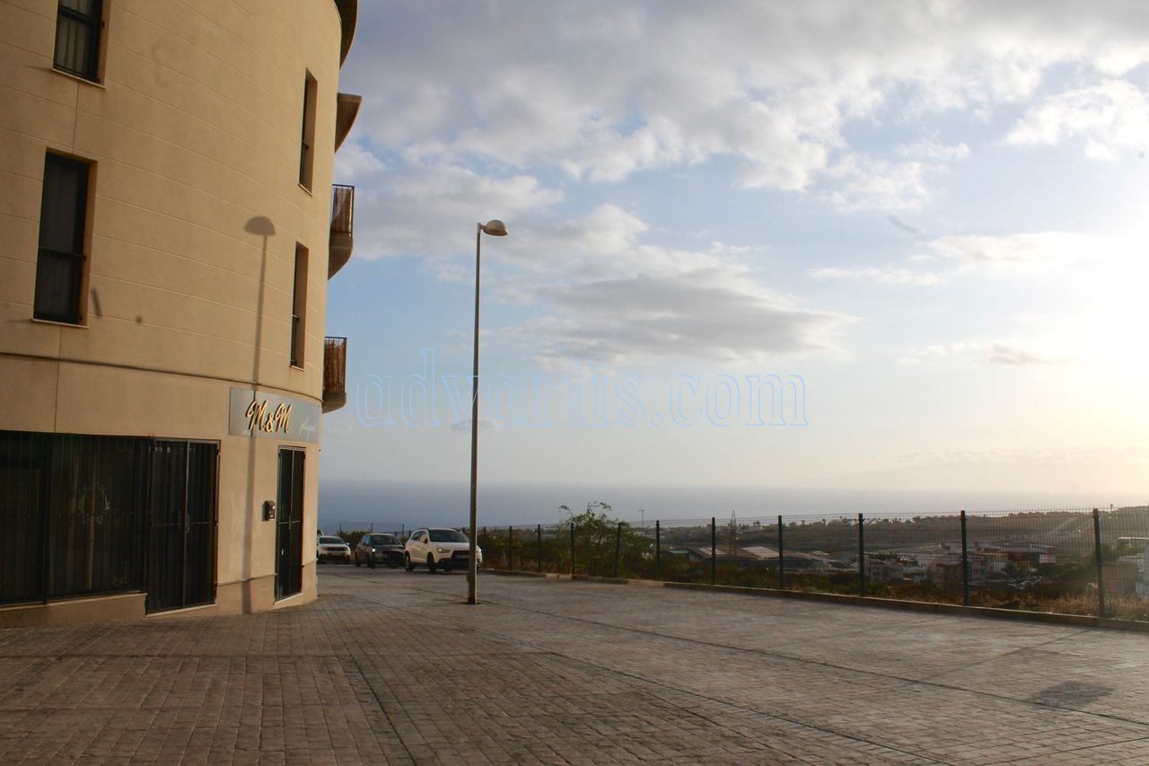 2 bedroom apartment for sale in Adeje, Tenerife €195.000