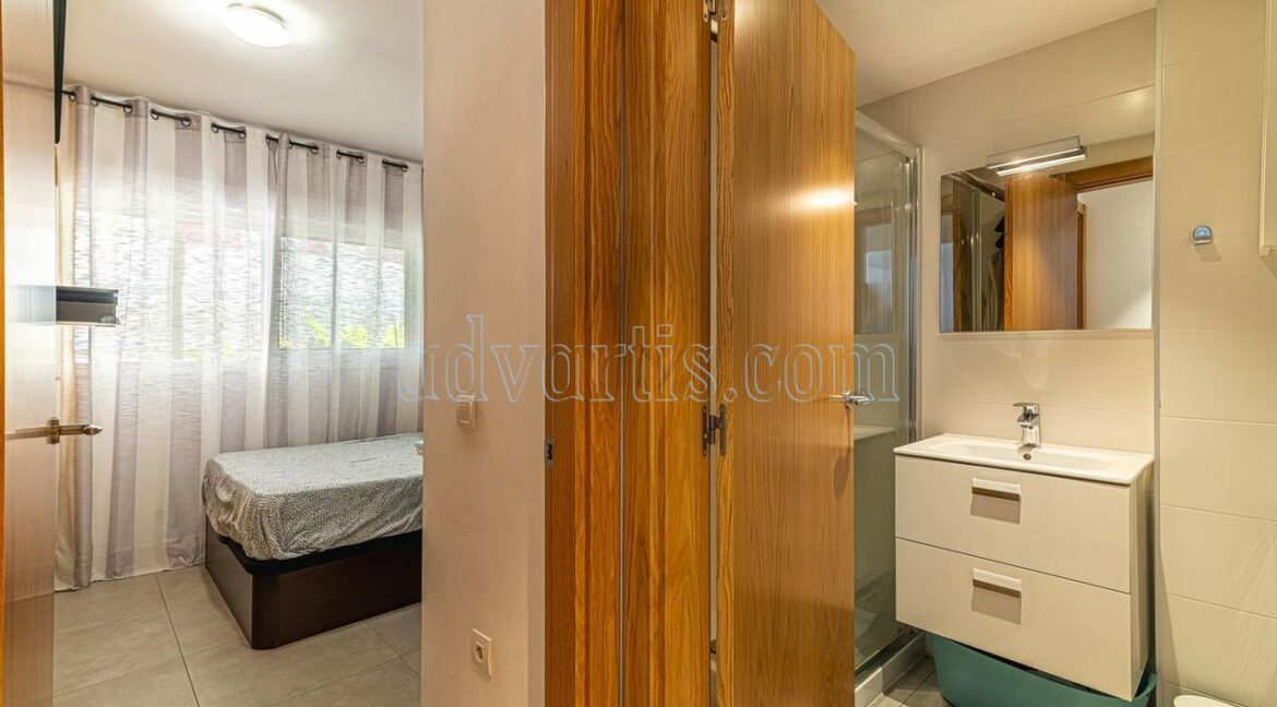 2-bedroom-apartment-for-sale-el-tesoro-del-galeon-adeje-tenerife-38670-0903-34